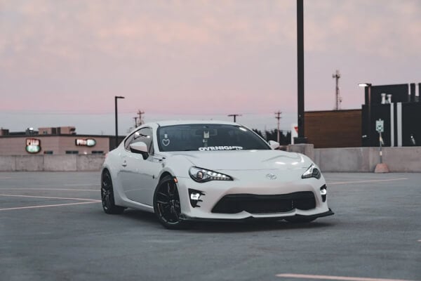 car rental image